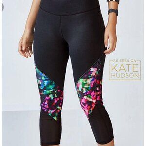 Fabletics Salar Statement PowerHold Mesh Panel Abstract Brogan Capri Leggings